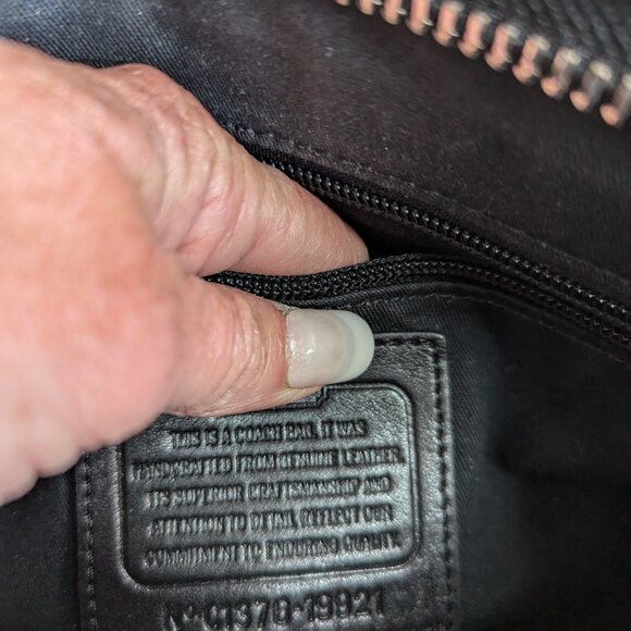 Coach Patricia Black Leather Legacy Shoulder Bag D1276-19921 EUC - Picture 7 of 10